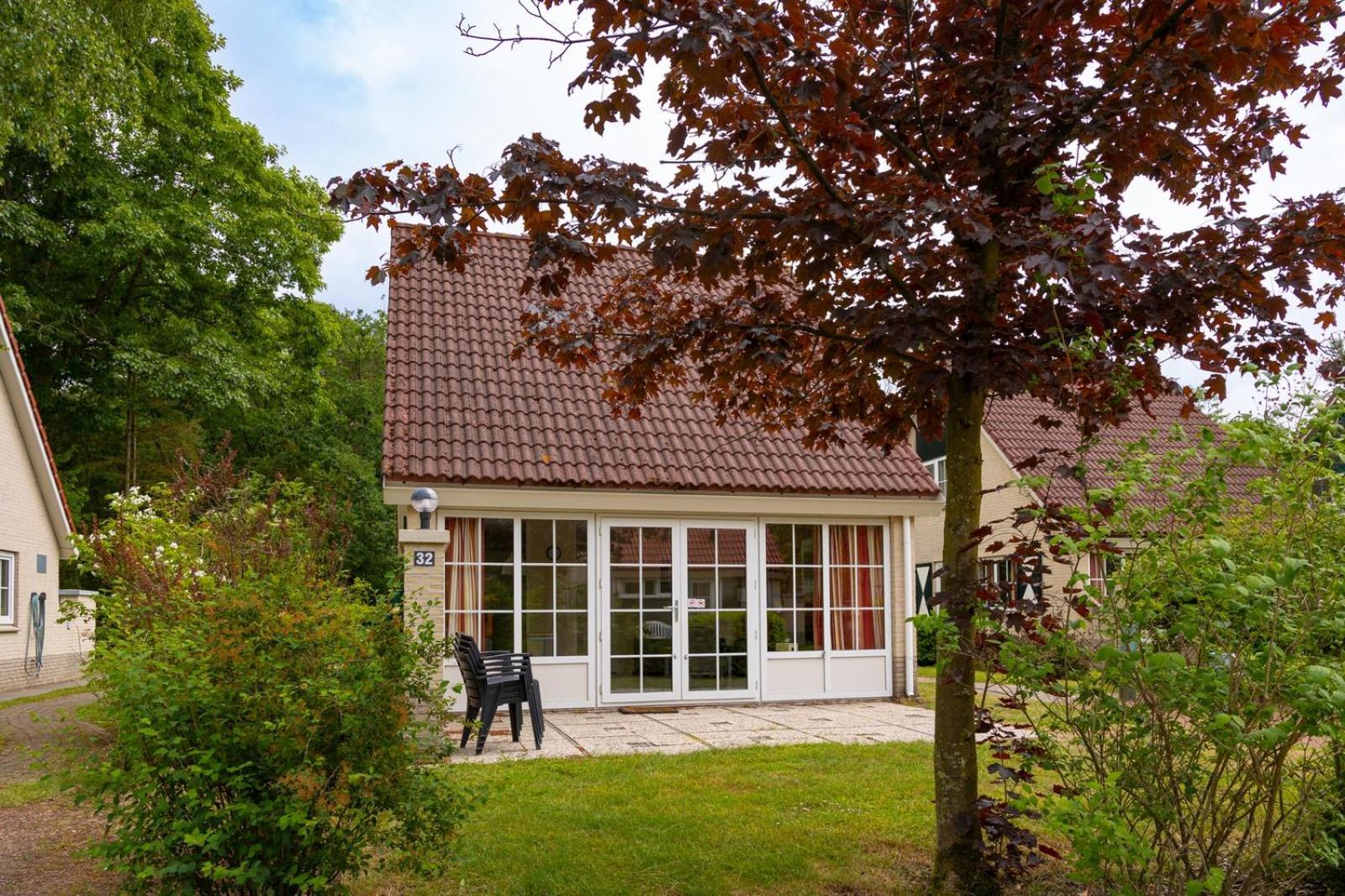 Bungalow - 6 Personen Gelegen In De Nabije Omgeving Van Avonturenpark Hellendoorn En De Prachtige Sallandse Heuvelrug En Eelerberg Εξωτερικό φωτογραφία