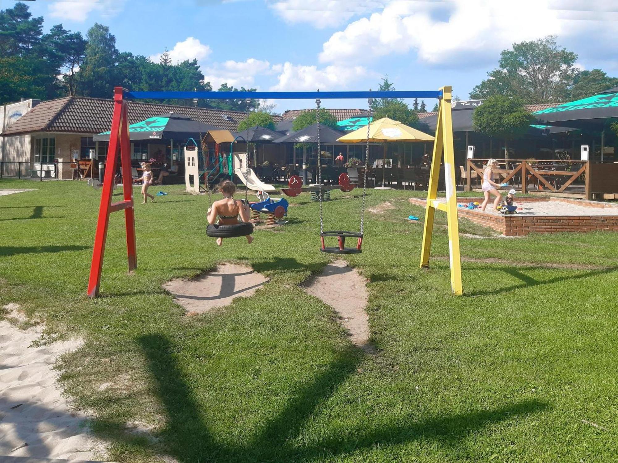 Bungalow - 6 Personen Gelegen In De Nabije Omgeving Van Avonturenpark Hellendoorn En De Prachtige Sallandse Heuvelrug En Eelerberg Εξωτερικό φωτογραφία